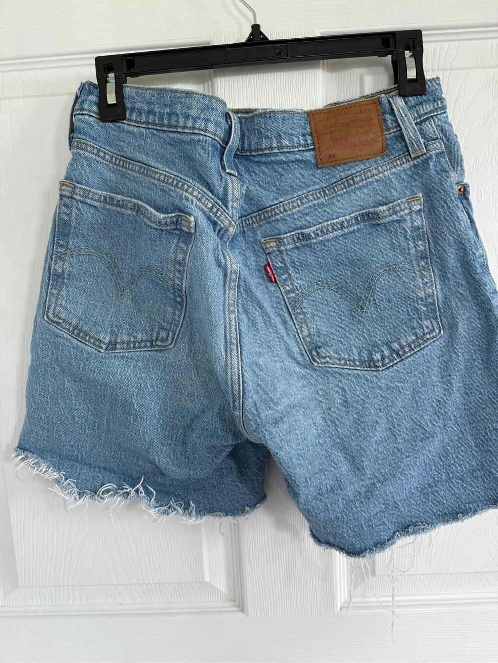 Levi’s Vintage-Inspired 501 99% Cotton Denim Frayed Shorts 28 M Festival Western